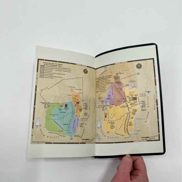 Holy Bible Hendrickson Bibles King James Version Black Soft Bound Book - Picture 8 of 14